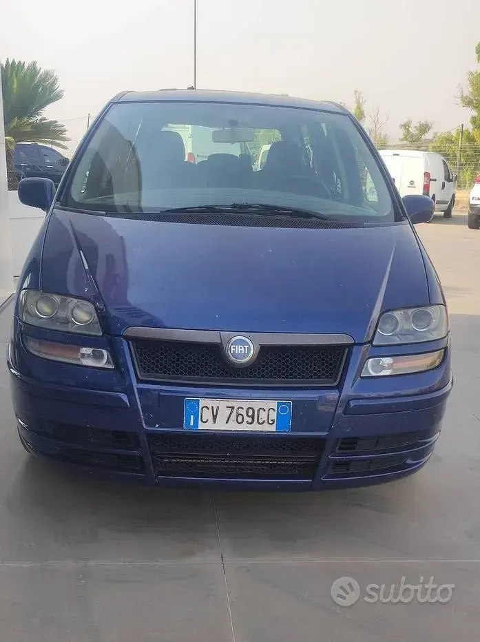 Usata Fiat Ulysse 109 CV (80 kW) 2005 Viola Monovolume