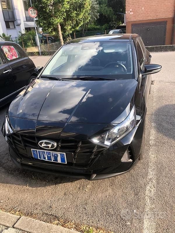 Usata Hyundai i20 84 CV (61 kW) 2022 Nero Berlina