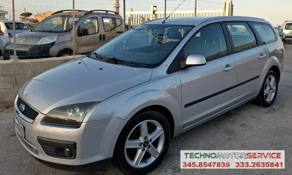 Usata Ford C-MAX 90 CV (66 kW) 2007 Grigio Monovolume