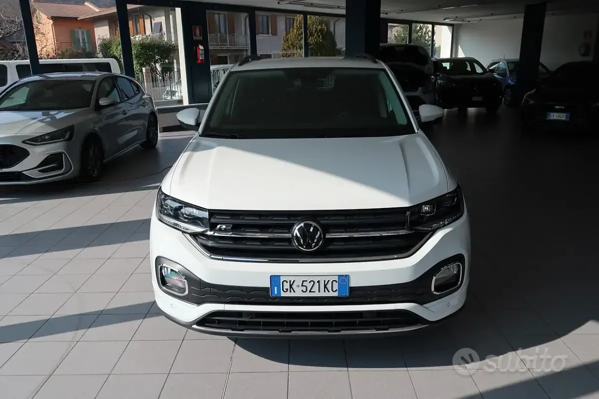 Usata VW T-Cross R-line 110 CV (80 kW) 2022 Bianco SUV