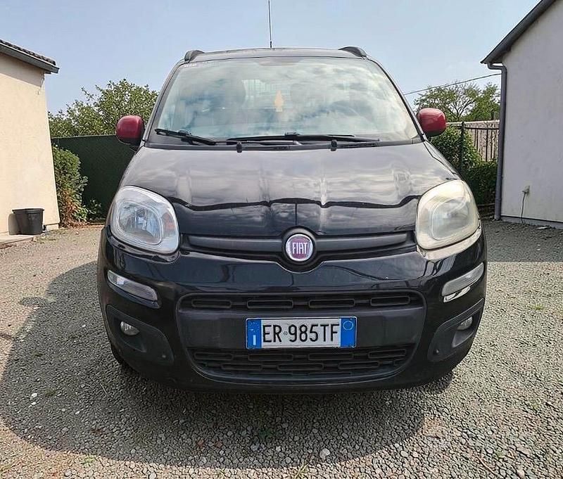 Usata Fiat Panda Lounge 69 CV (50 kW) 2013 Nero Utilitaria