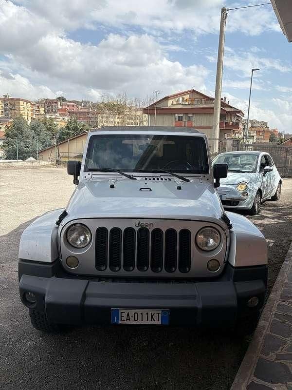 Usata Jeep Wrangler Sahara 177 CV (130 kW) 2010 SUV