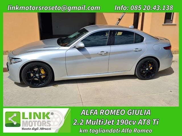 Usata Alfa Romeo Giulia Ti 190 CV (139 kW) 2020 Argento Berlina