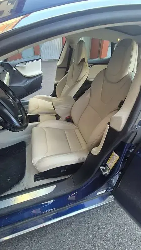 Usata Tesla Model S 158 kW (215 CV) 2018 Blu Utilitaria