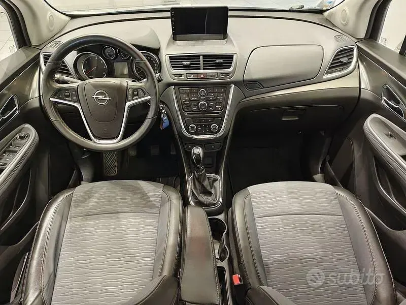 Usata Opel Mokka S 136 CV (100 kW) 2016 Bianco SUV