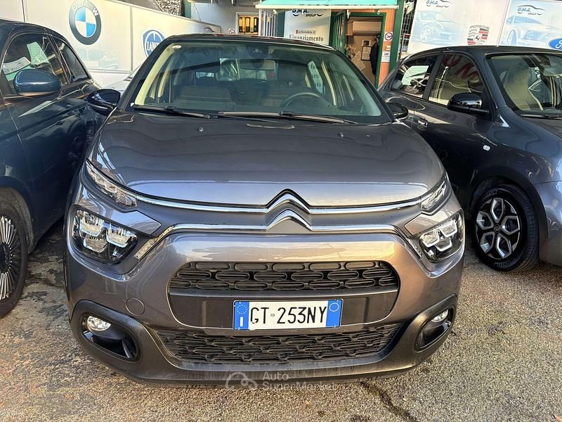 Usata Citroën C3 PureTech 83 CV (61 kW) 2024 Grigio mida Berlina