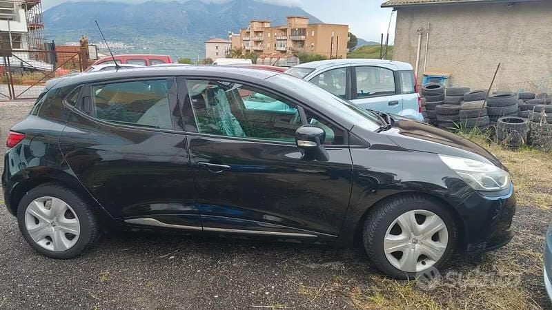Usata Renault Clio IV 75 CV (55 kW) 2017 Nero Berlina