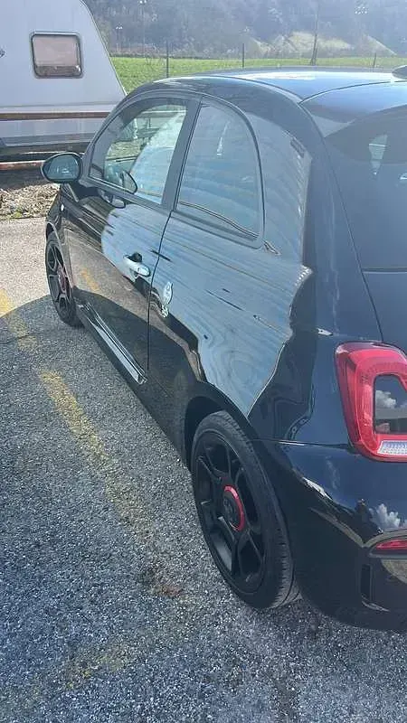 Usata Abarth 595 Pista 160 CV (117 kW) 2021 Nero Utilitaria