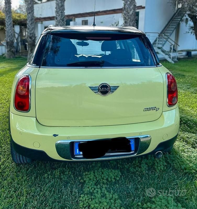 Usata Mini Cooper D Countryman 111 CV (81 kW) 2012 Giallo SUV