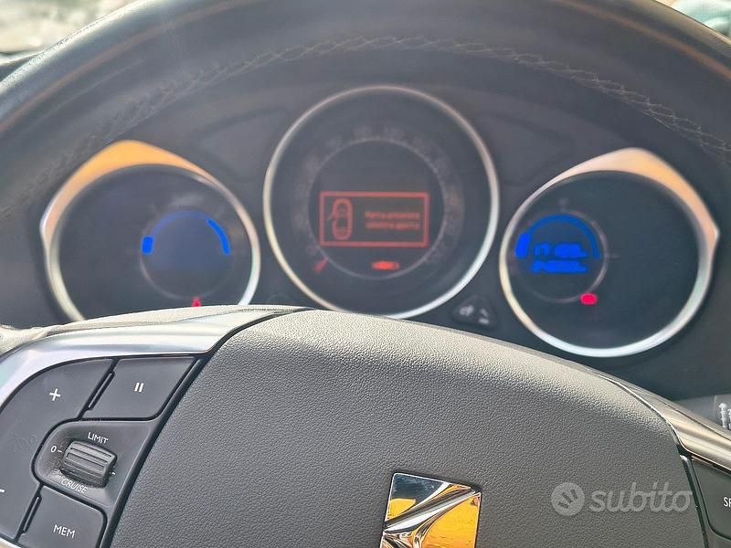 Usata DS Automobiles DS4 So Chic 2015 Nero Berlina