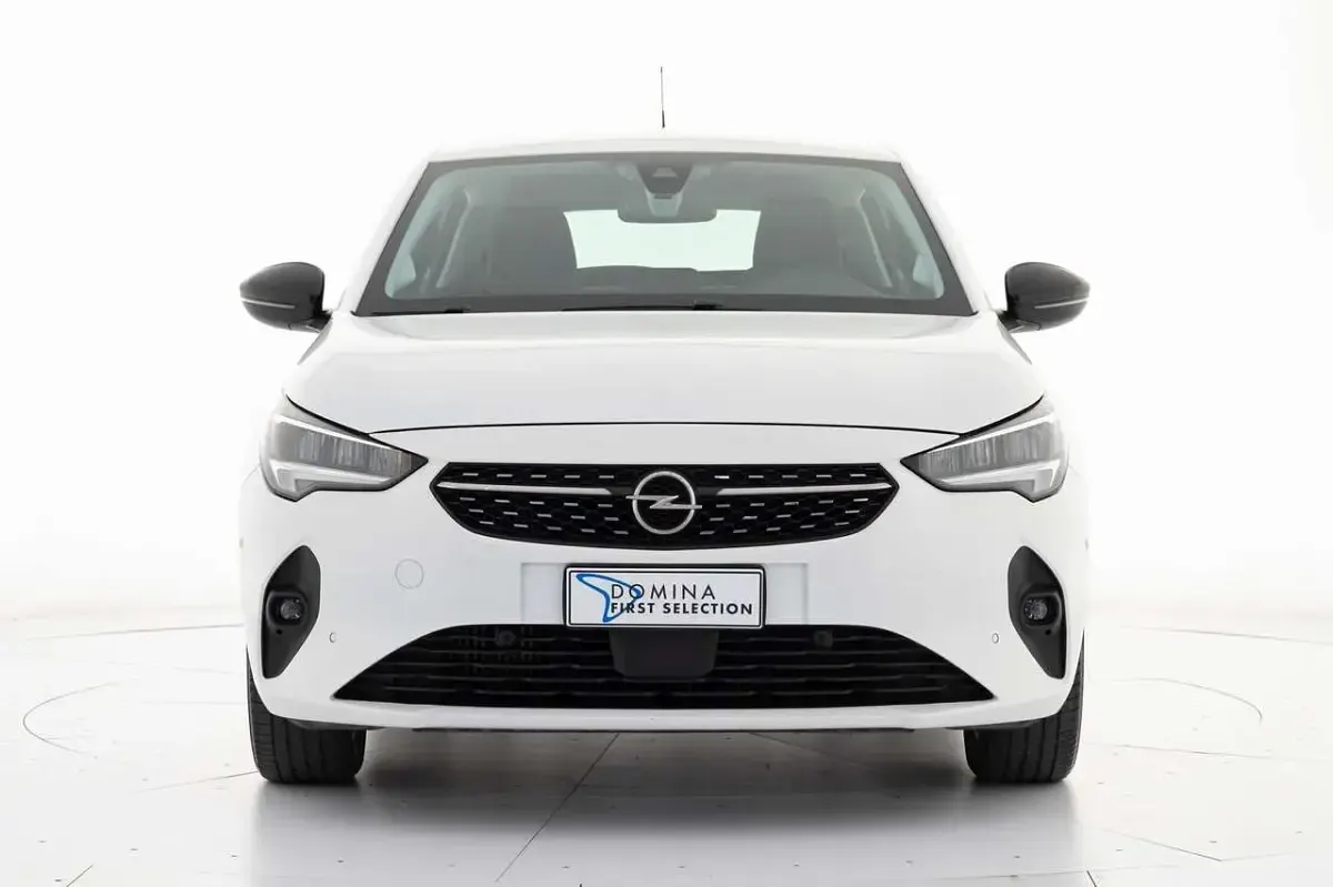 Usata Opel Corsa Elegance 102 CV (75 kW) 2021 Bianco Utilitaria