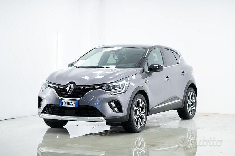 Usata Renault Captur Intens 160 CV (117 kW) 2020 Grigio SUV