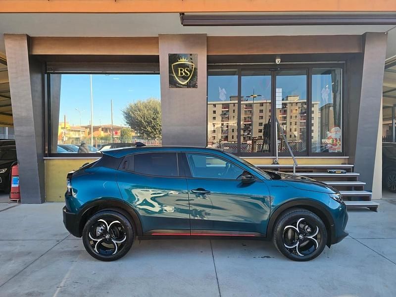 Usata Alfa Romeo GT Junior Edizione Speciale 135 CV (99 kW) 2025 Verde Berlina