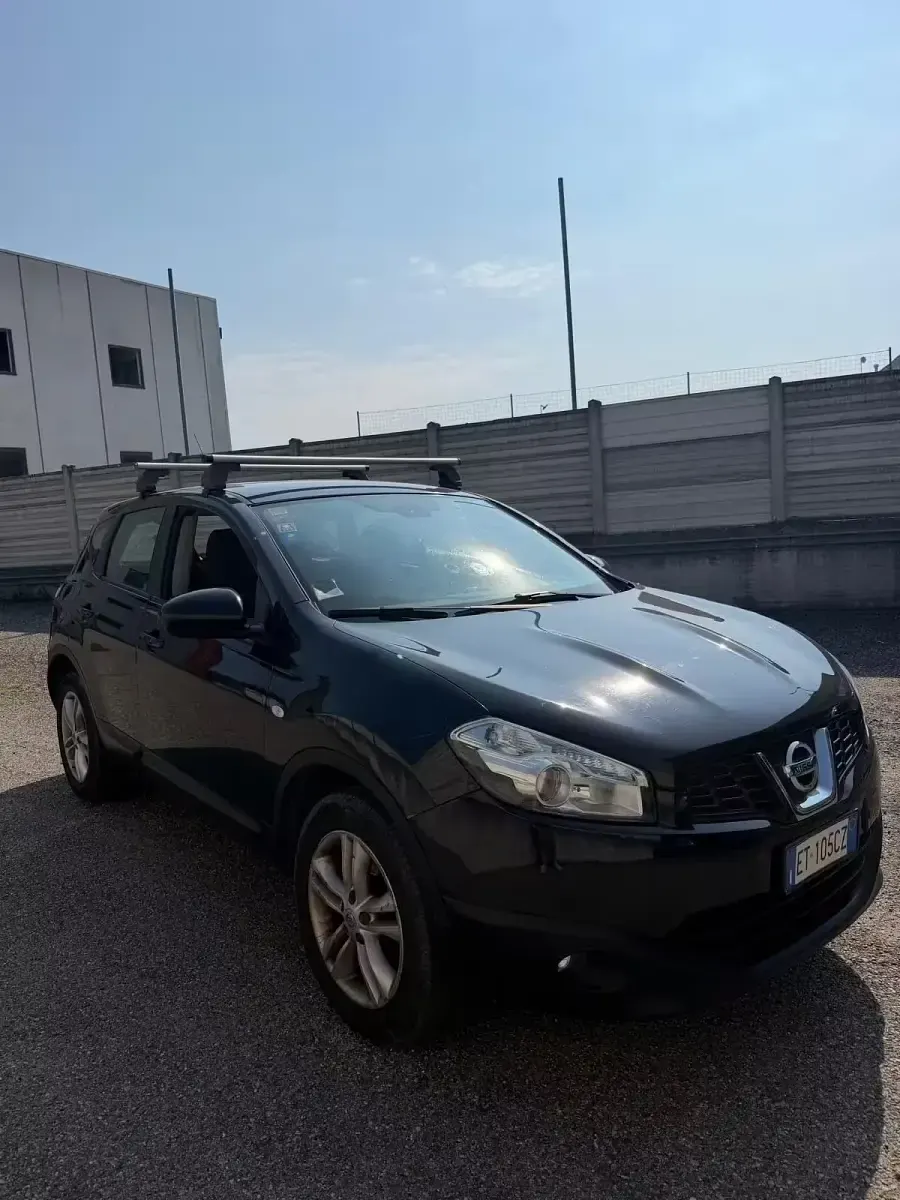 Usata Nissan Qashqai Acenta 110 CV (80 kW) 2013 Nero SUV