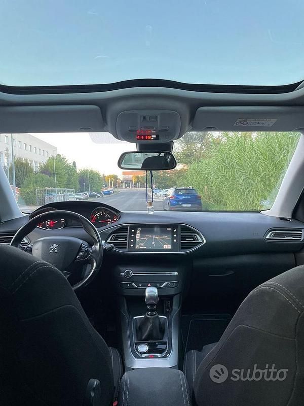 Usata Peugeot 308 GT-line 115 CV (84 kW) 2014 Grigio Berlina