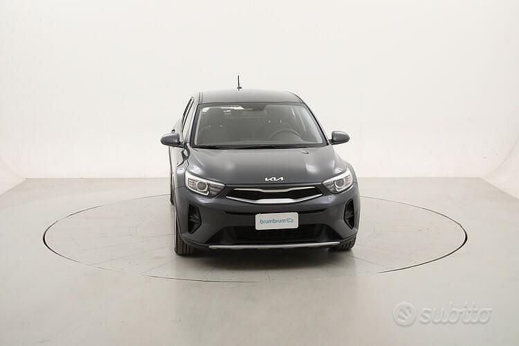 Usata Kia Stonic Urban 84 CV (61 kW) 2022 Grigio SUV