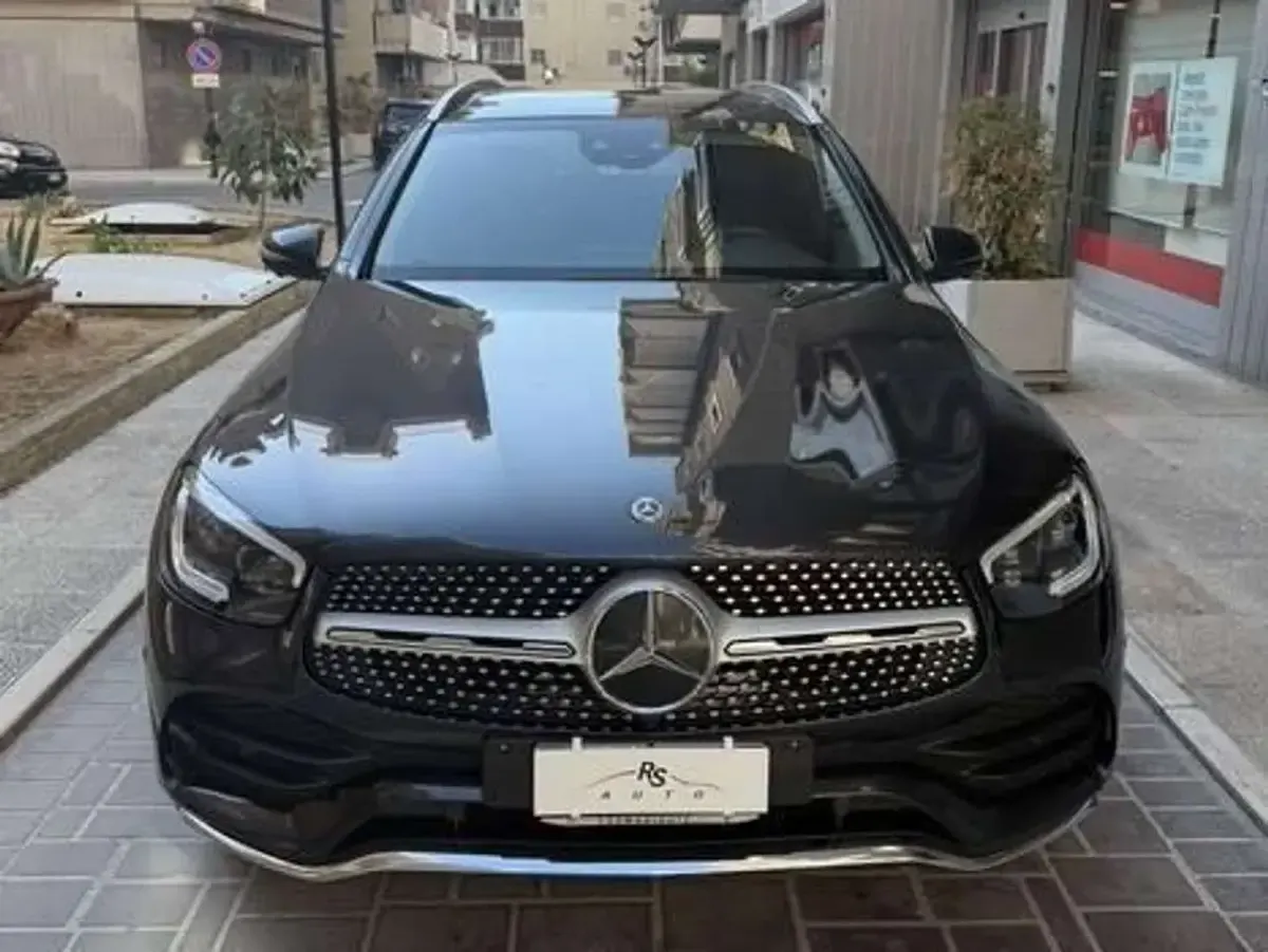 Usata Mercedes GLC300 Premium Plus 245 CV (180 kW) 2020 Grigio SUV
