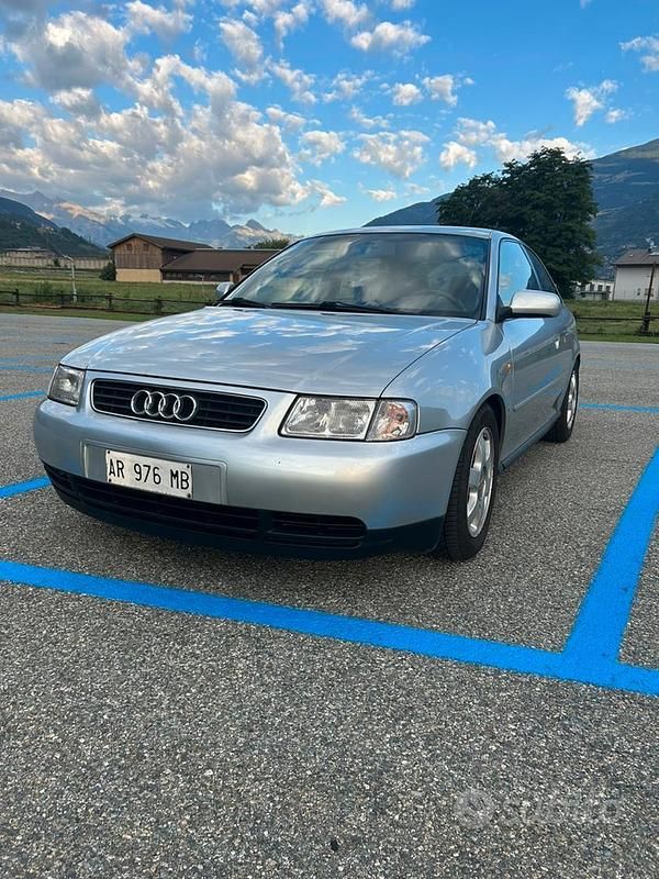 Usata 1997 Audi A3 Tre volumi | 4000 € (Molto cara) - Immagine 1/4