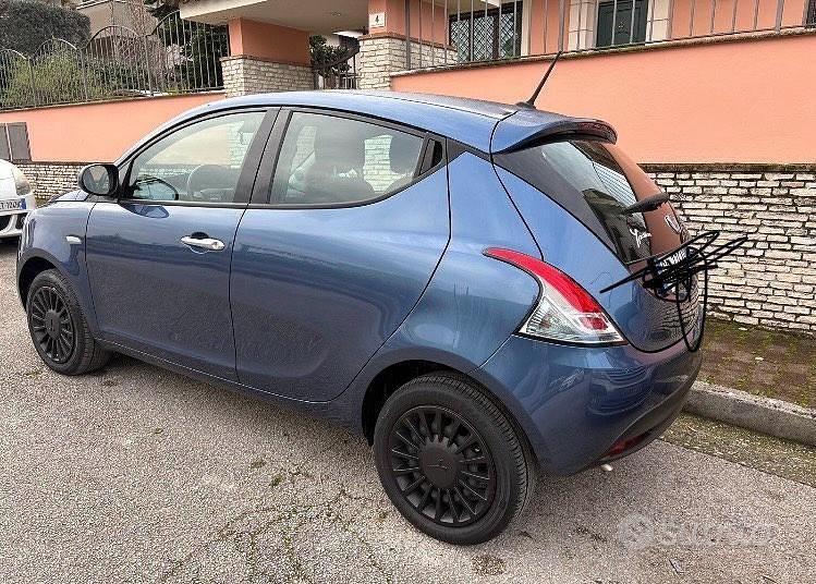 Usata Lancia Ypsilon 2022 Blu Utilitaria