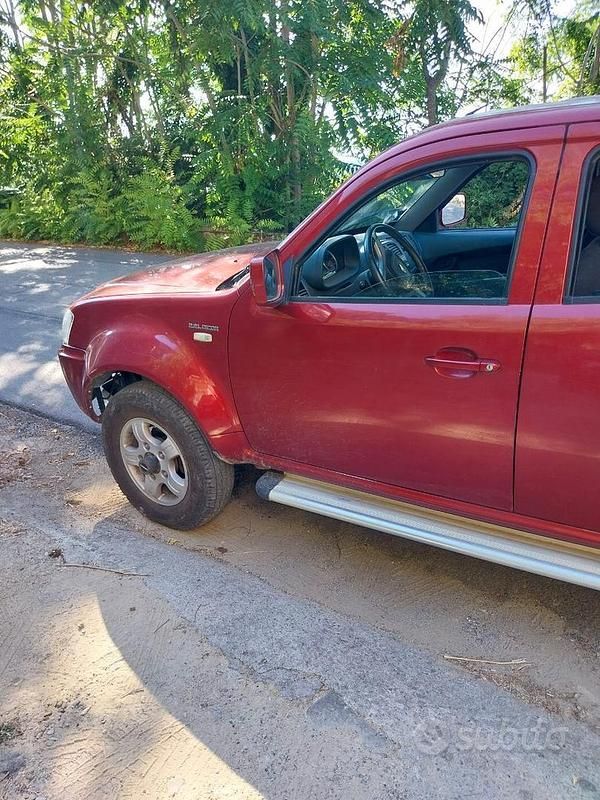 Usata Tata Xenon 140 CV (102 kW) 2009 Rosso Pick-up