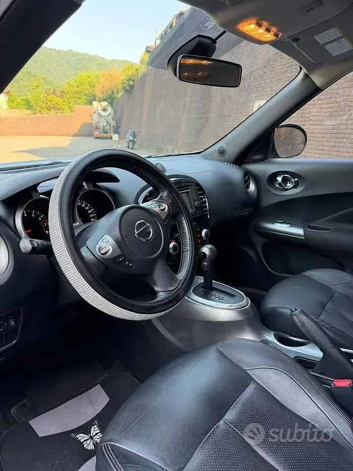 Usata Nissan Juke 117 CV (86 kW) 2010 Grigio SUV