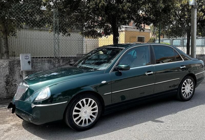 Verde Usata 2004 Lancia Thesis Tre volumi | 4800 € (Cara) - Immagine 1/4
