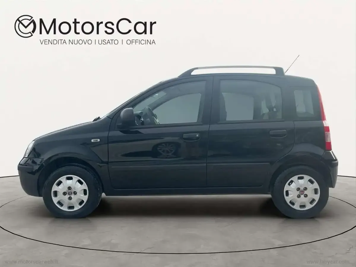Usata Fiat Panda Active 75 CV (55 kW) 2011 Nero Utilitaria