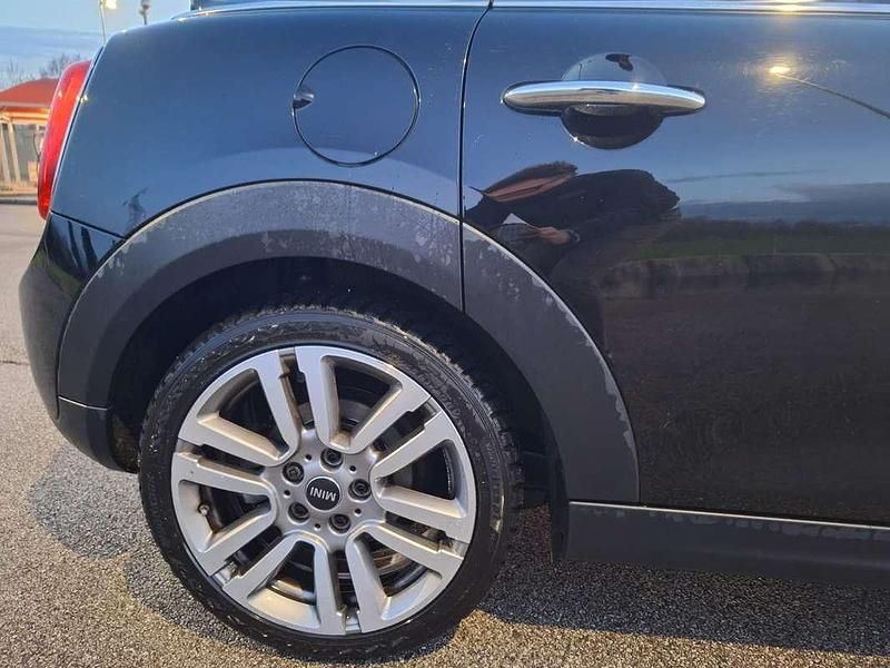 Occasion Mini Cooper D Seven 116 ch (85 kW) 2017 Noir Citadine