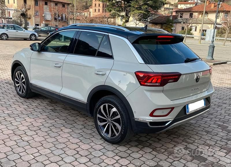 Usata VW T-Roc 150 CV (110 kW) 2023 SUV