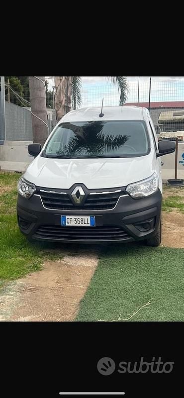 Usata Renault Kangoo 75 CV (55 kW) 2021 Bianco Monovolume