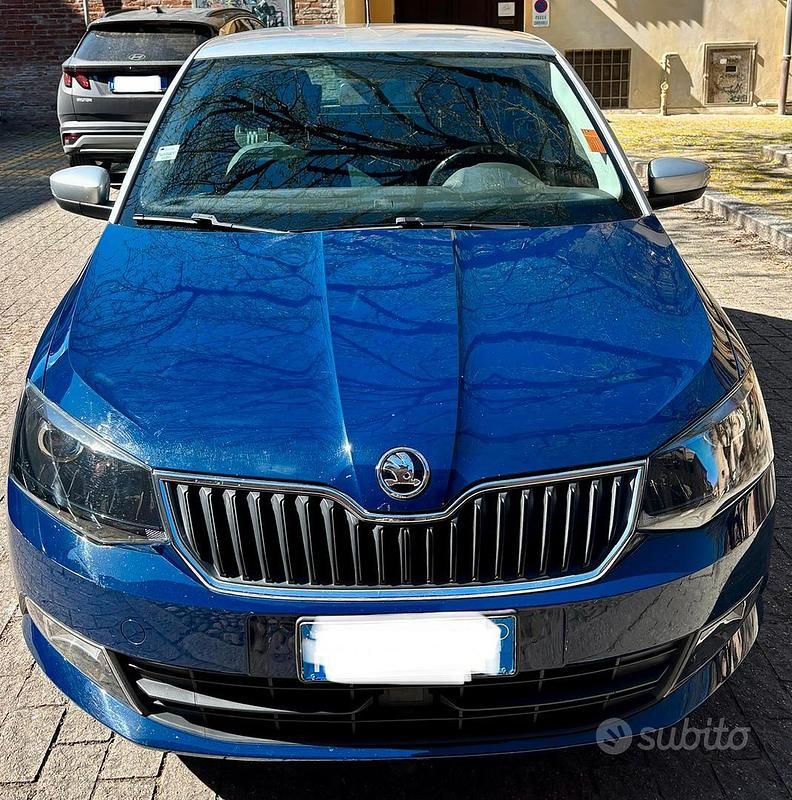 Usata Skoda Fabia Design Edition 60 CV (44 kW) 2016 Blu Utilitaria