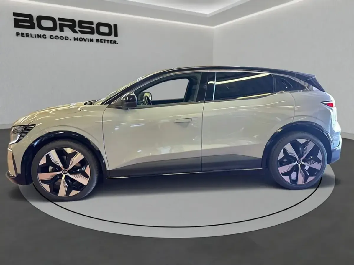 Usata Renault Mégane IV Techno 55 kW (75 CV) 2023 Ceramic gray SUV
