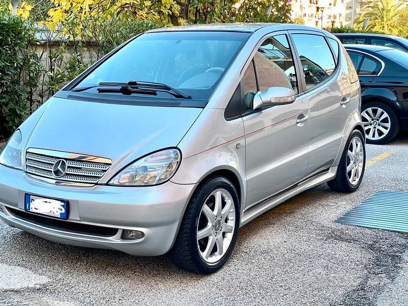 Usata Mercedes A210 140 CV (102 kW) 2002 Grigio Berlina