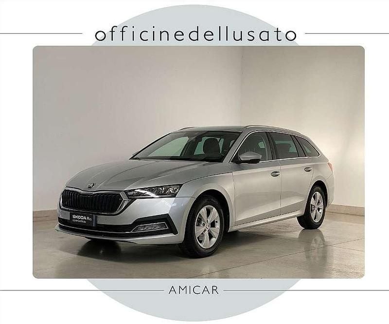 Usata Skoda Octavia Executive 150 CV (110 kW) 2022 Argento Station wagon