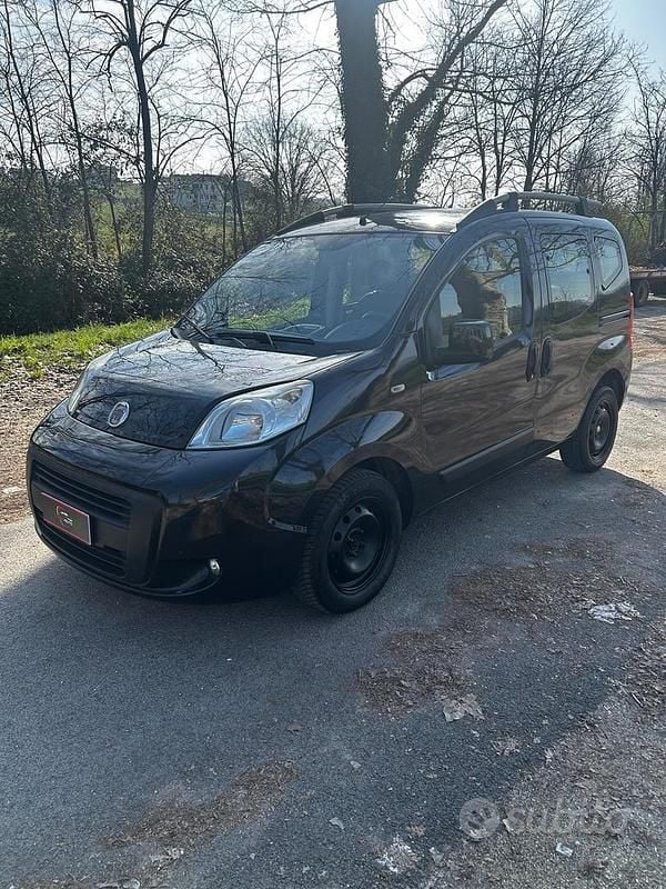 Usata Fiat Qubo Dynamic 75 CV (55 kW) 2011 Blu Monovolume