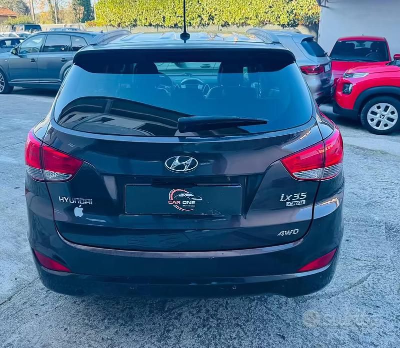 Usata Hyundai ix35 Style 184 CV (135 kW) 2010 Marrone SUV