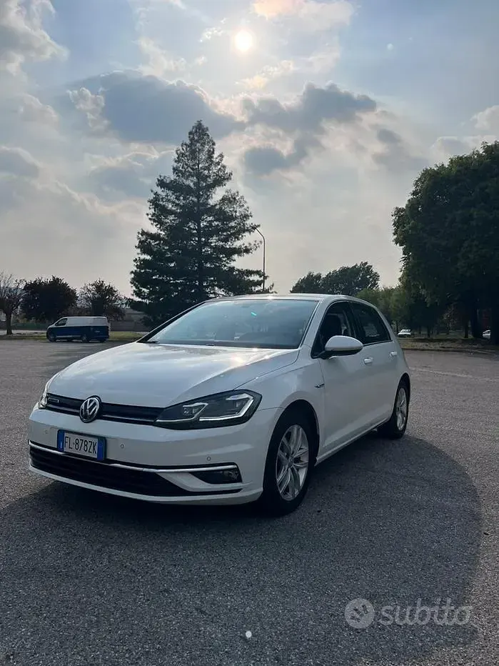 Usata VW Golf VII 110 CV (80 kW) 2017 Bianco Berlina