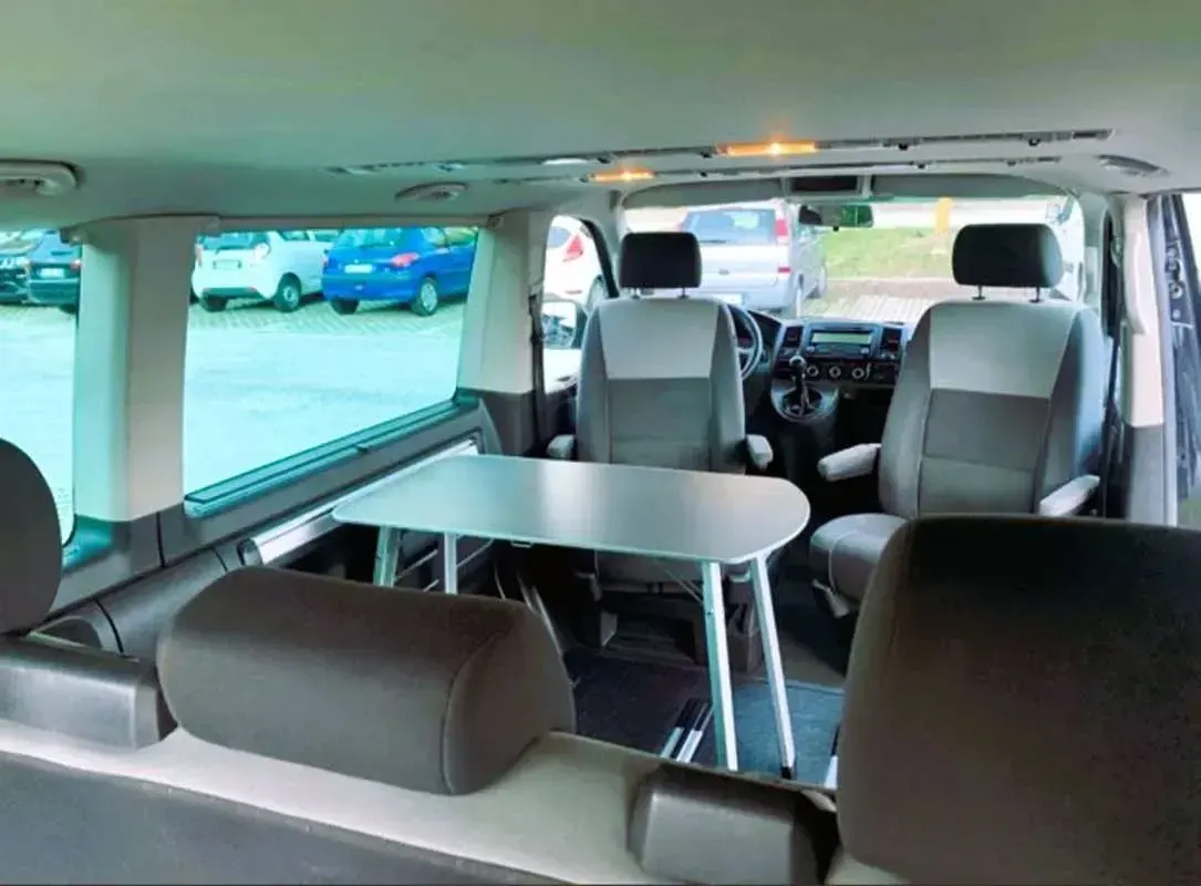 Usata VW Multivan 140 CV (102 kW) 2010 Nero Monovolume