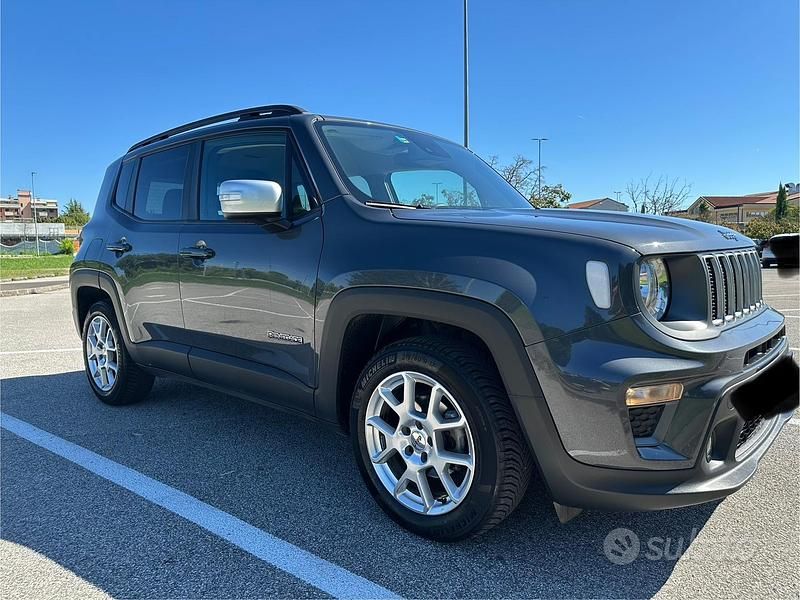 Usata Jeep Renegade Limited 131 CV (96 kW) 2022 Grigio SUV