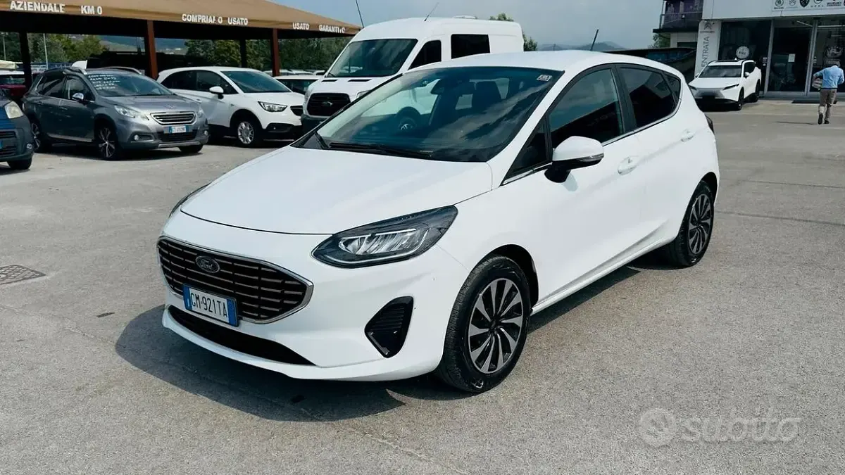Usata Ford Fiesta Titanium 75 CV (55 kW) 2023 Bianco Utilitaria