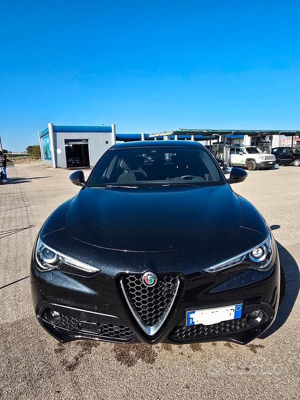 Usata Alfa Romeo Stelvio Business 160 CV (117 kW) 2022 SUV