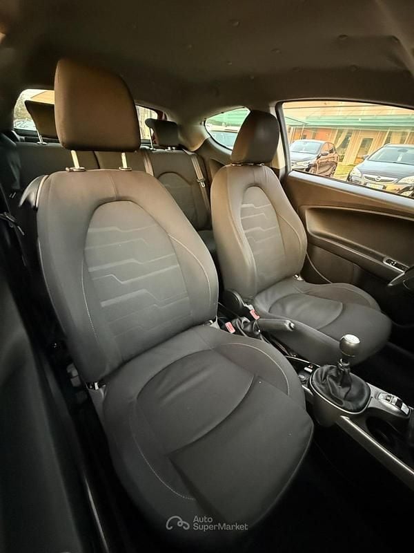 Usata Alfa Romeo MiTo 120 CV (88 kW) 2013 Rosso Utilitaria