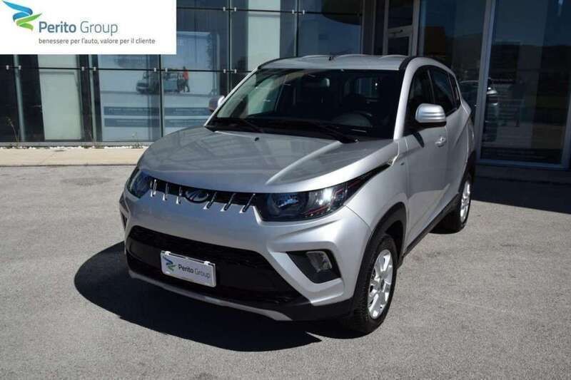 Usata Mahindra KUV100 83 CV (61 kW) 2019 Argento SUV