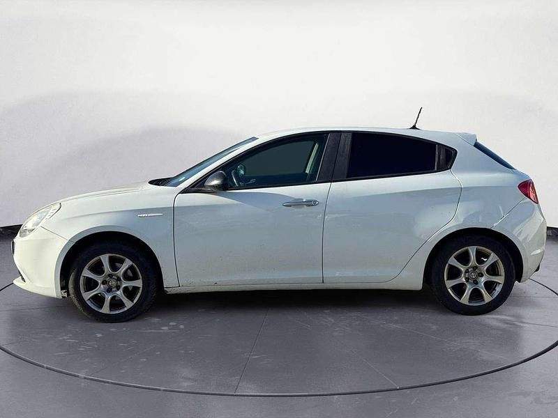 Usata Alfa Romeo Giulietta 120 CV (88 kW) 2012 Bianco Berlina