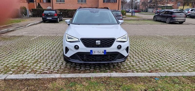 Usata Seat Arona Black Edition 95 CV (69 kW) 2024 Bianco SUV