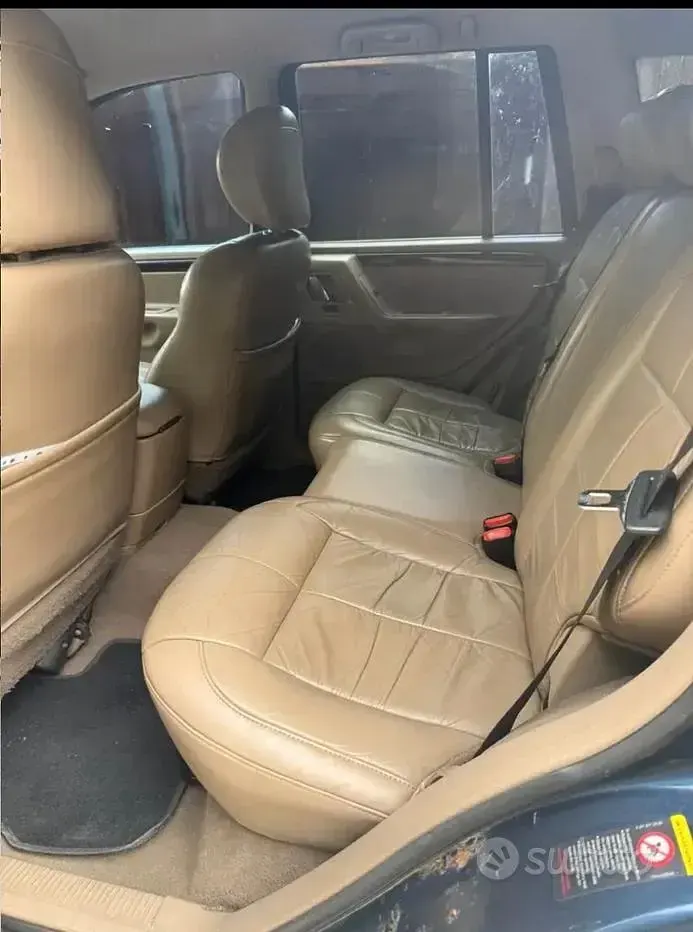 Usata Jeep Grand Cherokee 163 CV (119 kW) 2002 Bluazzurro SUV