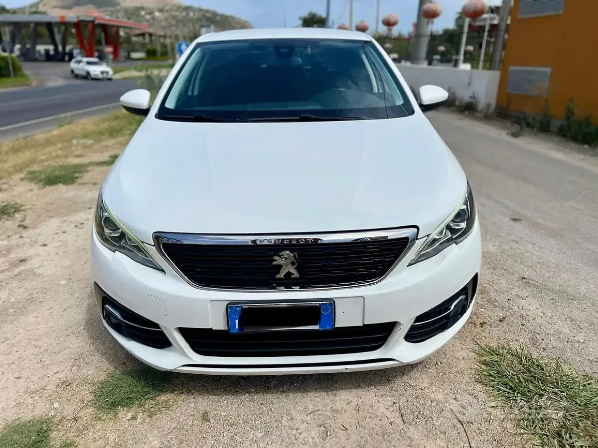 Usata Peugeot 308 GT-line 131 CV (96 kW) 2019 Bianco Station wagon