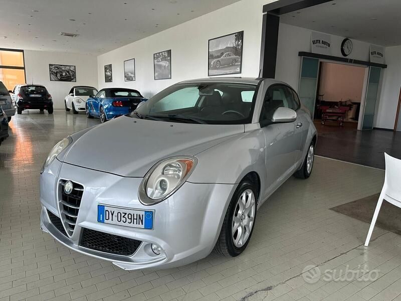 Usata 2009 Alfa Romeo MiTo Distinctive Due volumi | 3990 € (Buon prezzo) - Immagine 1/4