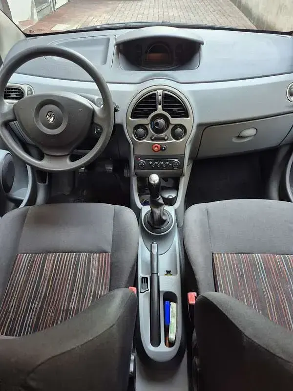 Usata Renault Modus Dynamique 75 CV (55 kW) 2008 Monovolume