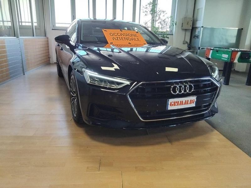 Usata Audi A7 Sportback Business Plus 204 CV (150 kW) 2022 Blu firmamento / metallizzato Utilitaria
